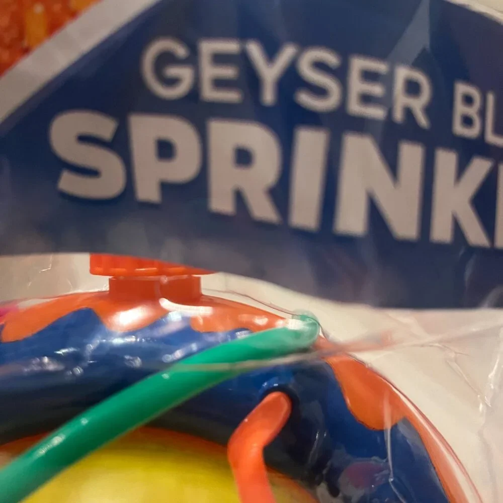 Sprinkler Water Toy-  Banzai Geyser Blast   ‎  Ages 3+ (NEW)
